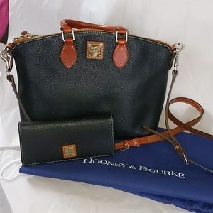 Dooney & Bourke Black Leather Purse and Wallet